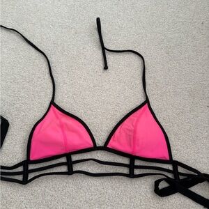 PINK Victoria's Secret Pink and Black Strappy Bra